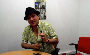 El boyacense Jaime Castro descubrió que tenía talento y empezó a escribir y a cantar música netamente campesina. Mario Caicedo