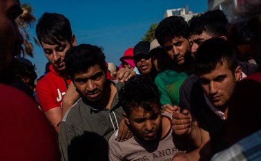 Sólo en julio llegaron 50.000 personas, el 70% de ellas de Siria. Internet