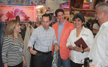 El gobernador del Táchira, José Vielma Mora, informó que el gobierno venezolano está empezando a potenciar la Zona Económica Especial, habrá 18 oficinas de atención en el puente internacional de Tienditas Eilyn Cardozo