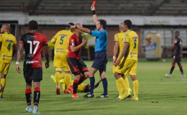 Cúcuta no pudo frente al Atlético Huila y perdió 1-0. Juan Pablo Bayona