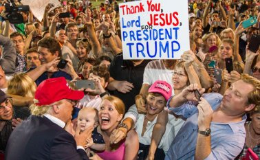 Donald Trump cumplió en Alabama el que podría ser el mayor acto de campaña de Estados Unidos este año. AFP