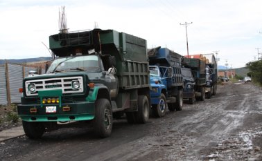 La parálisis en la exportación de carbón no solo afecta a la economía de Norte de Santander sino a la de Venezuela, ya que ese país se queda con el 50 por ciento de la venta del mineral por los costos de transporte y logística.  Archivo
