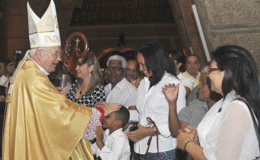 El exembajador del Vaticano en República Dominicana, Jozef Wesolowski, que fue acusado por fiscales de la Iglesia de abusar sexualmente de menores en el país caribeño, falleció de causas aparentemente naturales, anunció la Santa Sede. AP