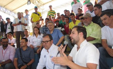 Los delegados del Gobierno nacional verificaron que los deportados cuenten con condiciones dignas de empleo y capacitación para trabajar. La Opinión