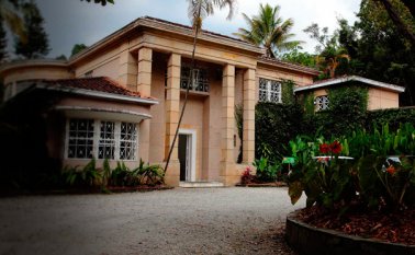 En los años 80, los hermanos Fidel, José Vicente y Carlos Castaño Gil hicieron parte del grupo que fundó las bandas paramilitares colombianas. Colprensa