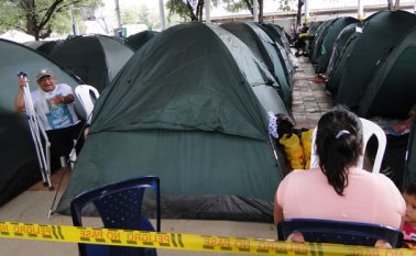 En los refugios habilitados se han registrado robos y extraños han ofrecido droga. Jean Estupiñán