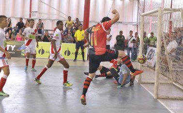 Esta tarde a las 5:00 Cúcuta Niza recibirá a Real Bucaramanga en el coliseo Segundo Antonio González, de Chinácota, por la novena fecha de la Liga Argos de Fútsal. Archivo