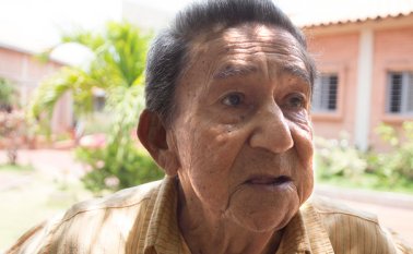 La Opinión