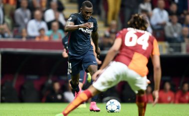 El atacante colombiano Jackson Martínez se estrenó con el Atlético de Madrid en la Liga de Campeones. AFP