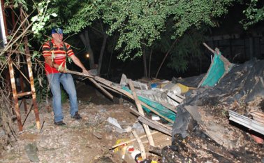 Según el alcalde Donamaris Ramírez, la orden es limpiar la ciudad de cambuches donde antes se vendía gasolina. Cortesía