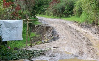 Propuestas para el mejoramiento vial en zonas en las que las lluvias afectaron las carreteras se aprobaron este jueves.
Archivo