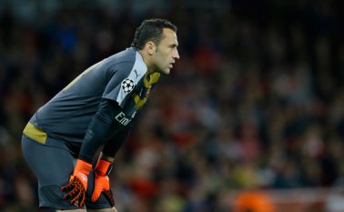 David Ospina fue titular en la derrota del Arsenal. AP