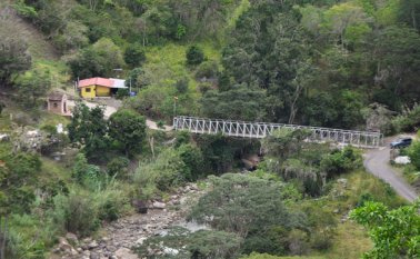 La única excepción a la regla del cierre de la frontera es el paso de estudiantes, dijeron las autoridades en Herrán y Ragonvalia. La Opinión