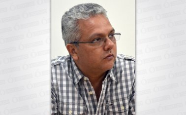 En la resolución que expidió por trashumancia el Consejo Nacional Electoral (CNE), al candidato Carlos Hernández Mogollón le anularon la inscripción de su cédula por no hacer parte de los últimos censos del municipio metropolitano. Archivo