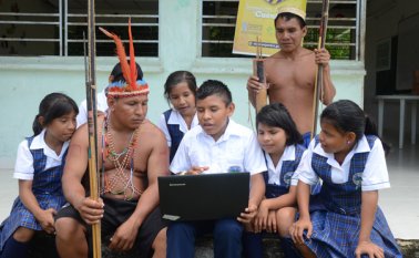 Las ayudas tecnológicas son la principal novedad en la comunidad y, aunque no hay conectividad aún, el encuentro sirvió para que los barí zulianos y los colombianos compartieran en torno a ellas. Rodrigo Sandoval