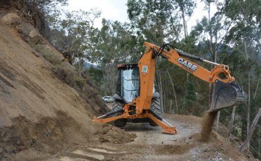 En Pamplonita adquirieron una máquina para hacer el arreglo de las vías rurales. Roberto Ospino