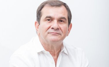 Propone una educación de calidad verificable a través del mejoramiento periódico de los promedios de la pruebas Saber PRO. Archivo