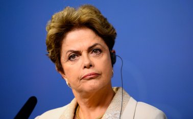 Entre los suscriptores está Helio Bicudo, que ayudó a fundar el gubernamental Partido de los Trabajadores (PT, ) de Rousseff y hoy es de sus principales críticos. AP