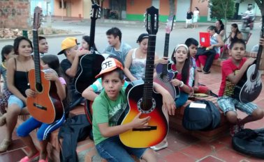 Los niños sueñan con poder completar el ciclo musical durante sus tres años de duración. El salón parroquial de La Ermita se convierte en salón musical. Cortesía