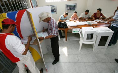 las autoridades civiles, electorales y militares ya tienen todo listo para las elecciones que tendrán lugar mañana en Cúcuta, Norte de Santander y el resto del país. Archivo