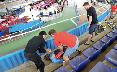 El ciclista Hugo Barrete sufrió el accidente durante los entrenamientos de la mañana de este martes en la Copa Mundo de Ciclismo que se cumple en Cali. El País