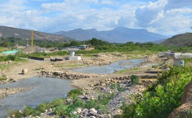 Así luce el río Pamplonita con las altas temperaturas que registra la ciudad. Archivo