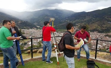 Funcionarios del IGAC adelantan la actualización de predios en varios sectores de la provincia de Pamplona. Cortesía