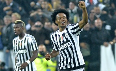 Juan Guillermo Cuadrado marcó gol este sábado con la juventus en la victoria 2-1 frente al Torino. AP