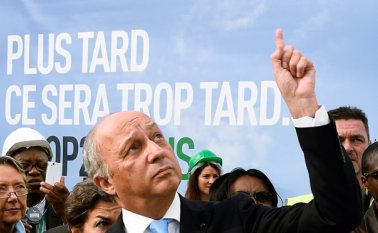 El ministro de Asuntos Exteriores de Francia y presidente de la COP21, Laurent Fabius, visitó las instalaciones de la 21ª reunión de la Conferencia de las Partes de la Convención Marco de Naciones Unidas sobre el Cambio Climático. AFP