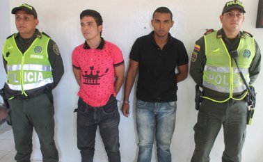 Los extorsionistas adultos se identificaban como integrantes de estructuras del crimen organizado y el adolescente se hizo pasar como miembro de 'Los Rastrojos'. Policía Nacional