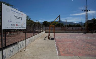 La Gobernación dijo que el contratista gastó recursos del servicio para cambiar la infraestructura wifi vieja. Juan Pablo Cohen