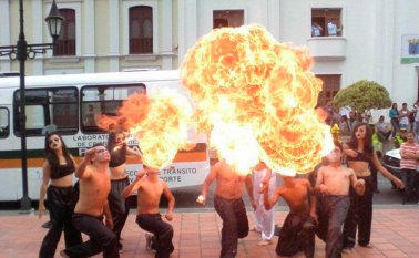 La formación en teatro busca que los menores adquieran valores y respeto al medio ambiente. Daicy Echeverri