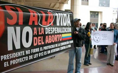 Las protestas por el tema del aborto se han registrado en grupos que apoyan los derechos de la mujer y otros que consideran que todo aborto es un homicidio. Colprensa