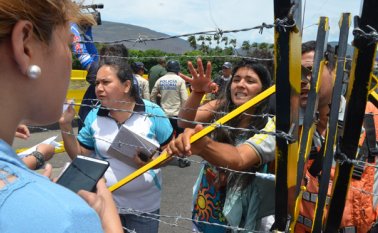 Gremios piden a los presidentes Juan Manuel Santos y Nicolás Maduro buscar una pronto solución. Archivo