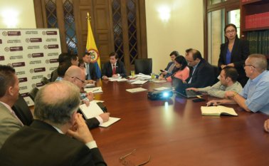 Siete alcaldes electos del catatumbo sostuvieron su primer encuentro con el ministro del Interior, Juan Fernando Cristo, para comenzar a definir los proyectos que deberán tener prioridad en el próximo periodo, de lograrse un acuerdo de paz con las Farc. Especiales