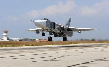 Este es el avión ruso Sukhoi Su-24. AFP