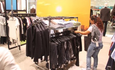 El Observatorio Económico de la Cámara de Comercio de Cúcuta desarrolló una encuesta en donde empresarios y compradores señalaron que no hay un conocimiento total sobre el decreto de la exención del IVA. Archivo