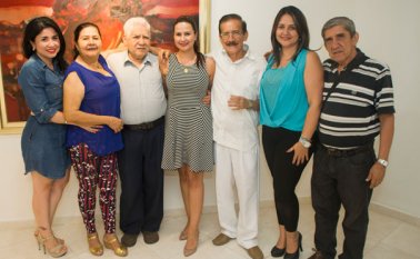 En la foto: Edith Durán, Grace España, Germán Durán, Jenny Durán, Rodrigo Durán, Graciela Durán y Néstor Durán. Juan Pablo Bayona