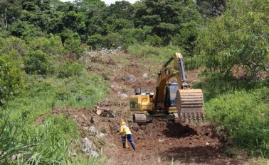 El primer tramo de la vía entre Puente Cuervo y Miraflores es otro de los avances de la reconstrucción. fondo adaptación