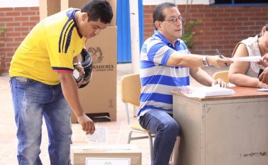 A mediados del próximo año los colombianos votarían el plebiscito por la paz. Archivo