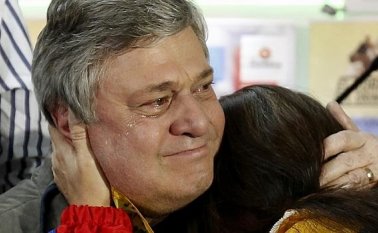 El gobierno español recuerda que Leopoldo López padre también tiene en su contra una "orden de presentación ante un tribunal venezolano". Internet