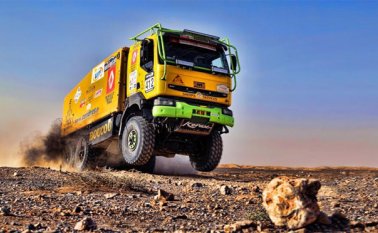 El piloto colombiano Juan Manuel Linares se estrenará en la categoría camiones del Rally Dakar 2016 con el equipo Dakar Café de Colombia Colprensa