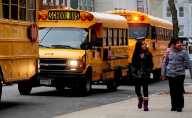 El distrito, el segundo más numeroso de la nación, tiene 640.000 alumnos. Internet