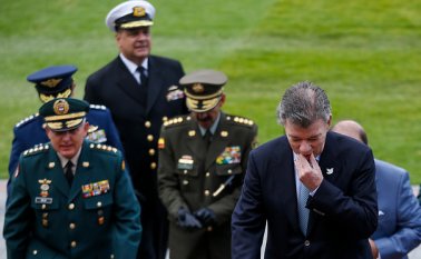 Este sábado en la Escuela Militar de Cadetes José María Córdova de Bogotá se hizo la ceremonia de ascenso de varios oficiales de las Fuerzas Armadas. Colprensa