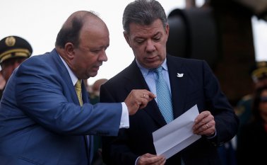 Juan Manuel Santos, presidente de Colombia, y el ministro de Defensa, Luis Carlos Villegas. Colprensa