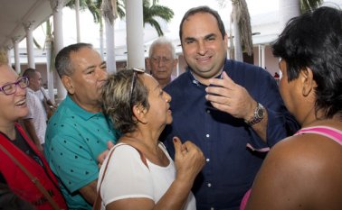 La elección del nuevo director se definió el pasado martes en la mañana. Hoy los directores se reunirán para iniciar el proceso de empalme. Alfredo Estévez