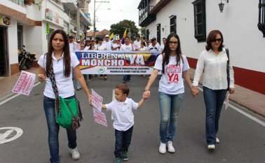 Los ocañeros han organizado varias marchas para pedir la liberación de Ramón José Cabrales Camacho. Archivo
