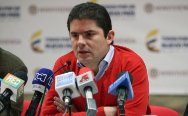 "Se ha sancionado a un millón 200 mil personas que derrochan agua en época de sequía", expresó Henao. Colprensa