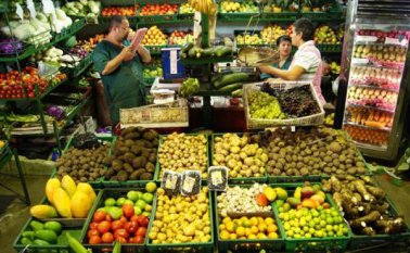 En alimentos los grupos con mayores variaciones en los precios correspondieron a hortalizas y legumbres. Colprensa