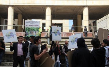 La subasta de la generadora de energía Isagén se realizará este 13 de enero. Colprensa